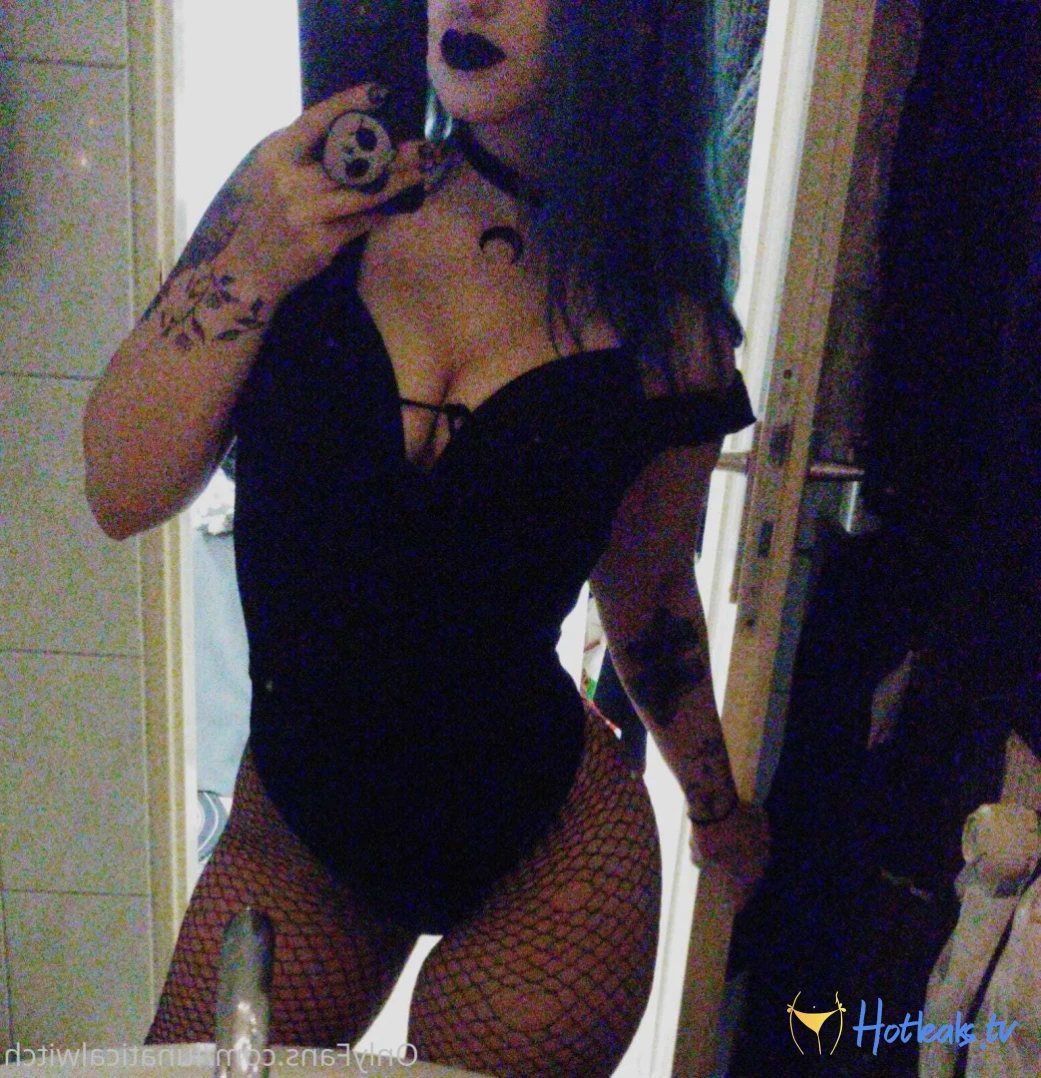 lunaticalwitch Onlyfans leaked photo 13659791 on Hotleaks.tv