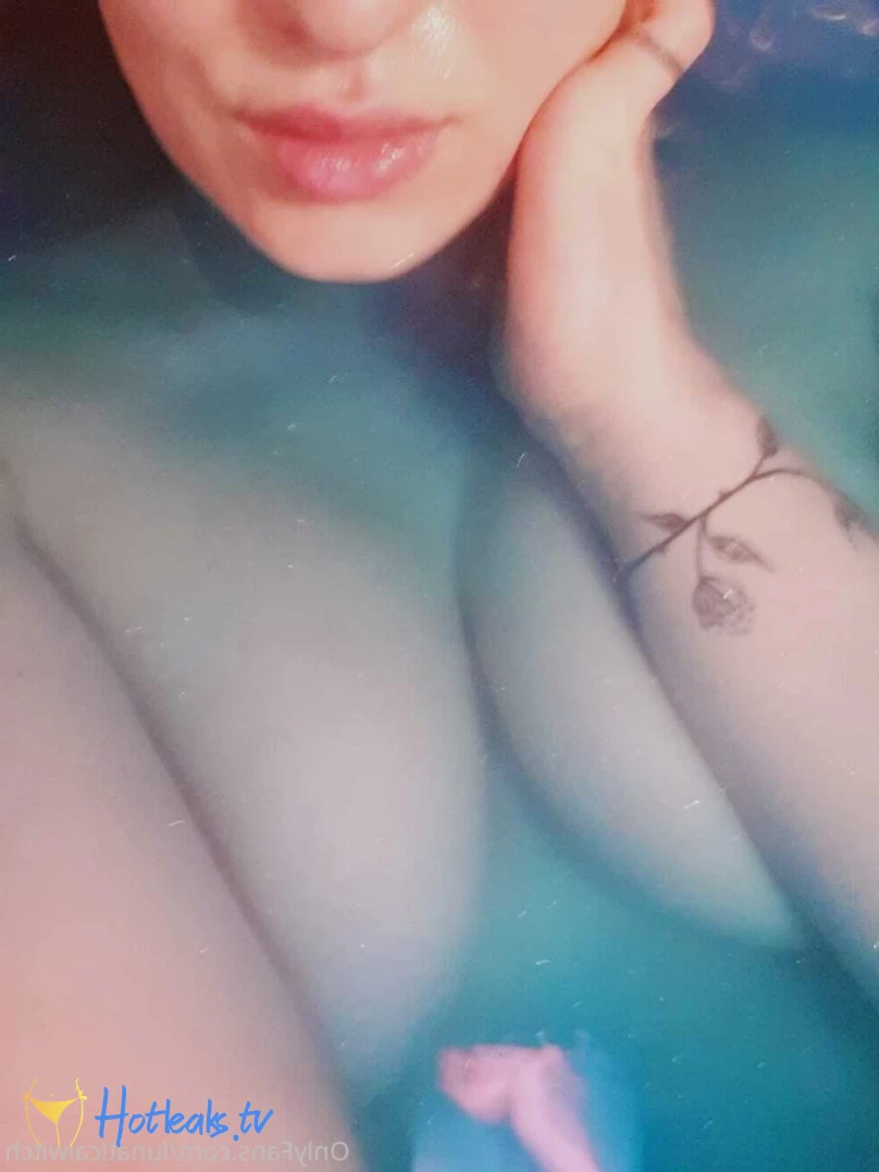 lunaticalwitch Onlyfans leaked photo 14424379 on Hotleaks.tv