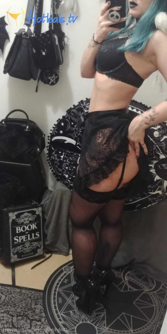 lunaticalwitch Onlyfans leaked photo 14624029 on Hotleaks.tv