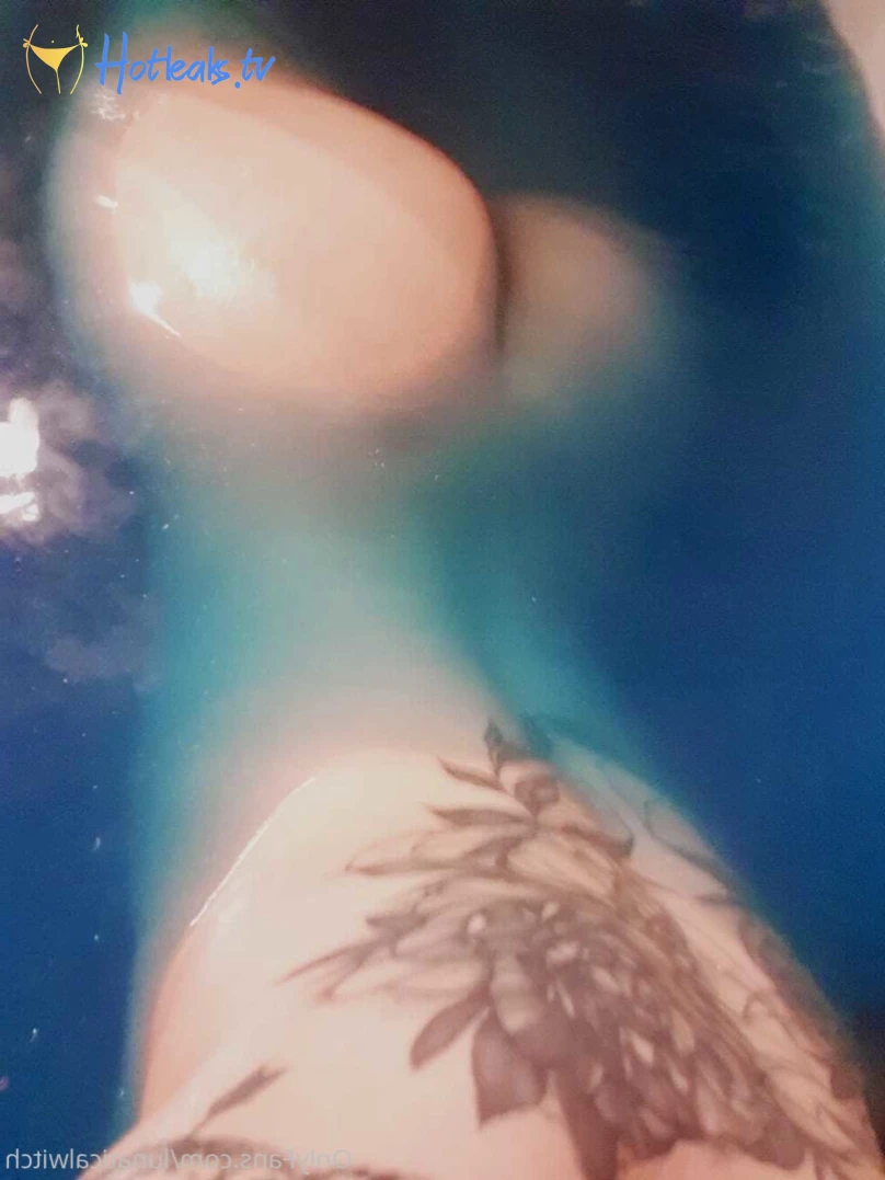 lunaticalwitch Onlyfans leaked photo 16068235 on Hotleaks.tv