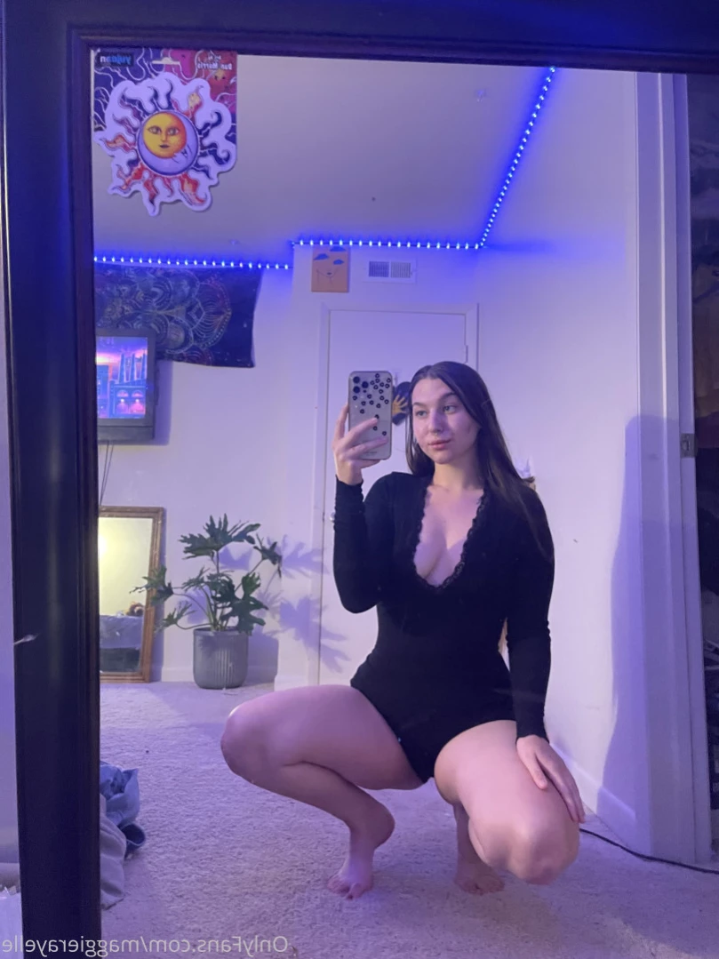 Mags (FREE)🔝12% [ maggierayelle ] Onlyfans leaked photo 11624826 on Hotleaks.tv