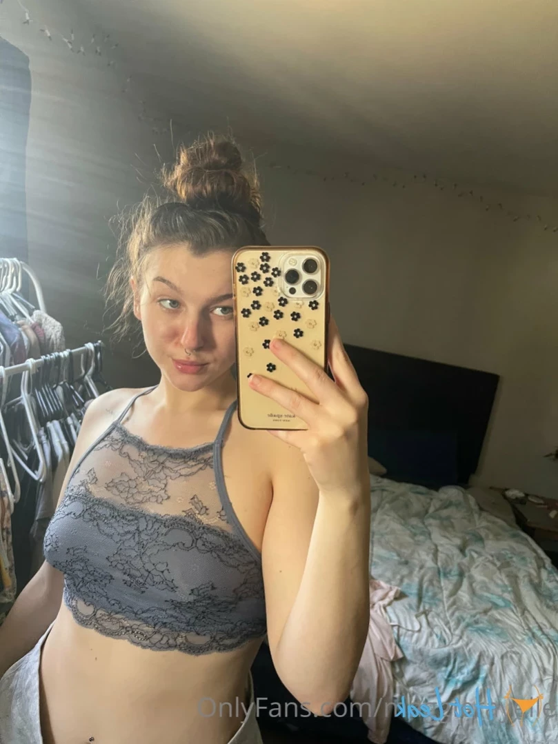 Mags (FREE)🔝12% [ maggierayelle ] Onlyfans leaked photo 16235941 on Hotleaks.tv