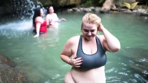 Mazzaratie Monica [ mazzimonicaxxx ] Onlyfans leaked video 18136691 on Hotleaks.tv