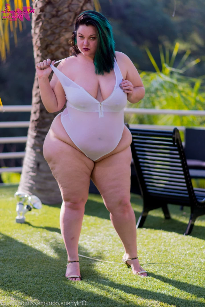 Mazzaratie Monica [ mazzimonicaxxx ] Onlyfans leaked photo 11326821 on Hotleaks.tv