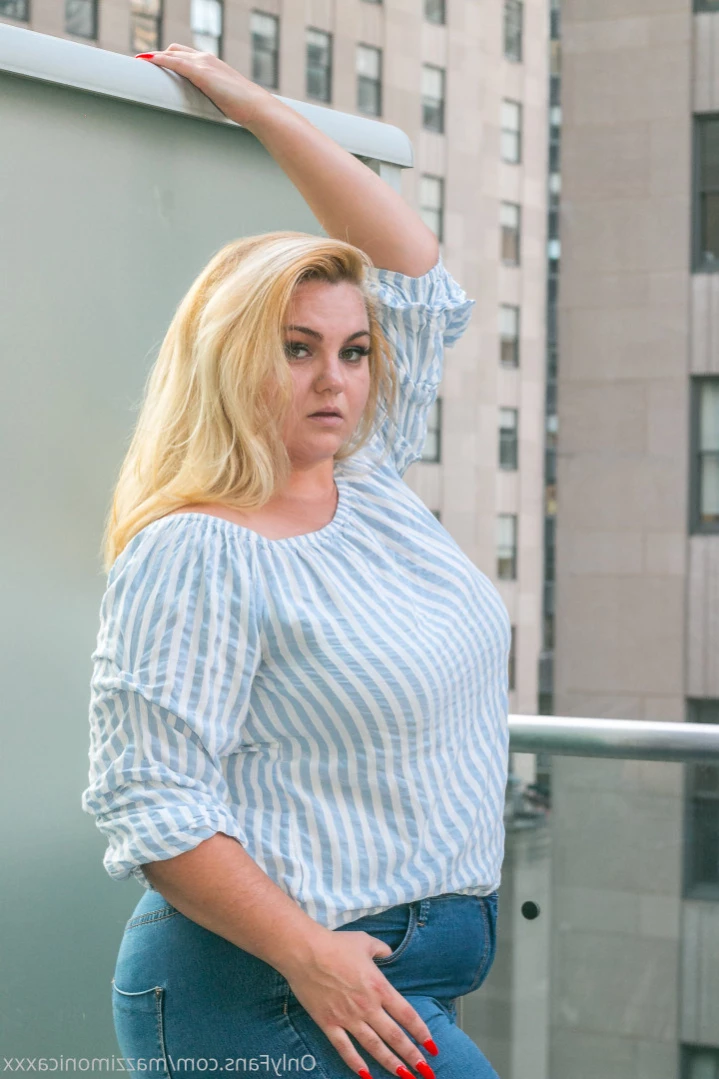 Mazzaratie Monica [ mazzimonicaxxx ] Onlyfans leaked photo 13308544 on Hotleaks.tv