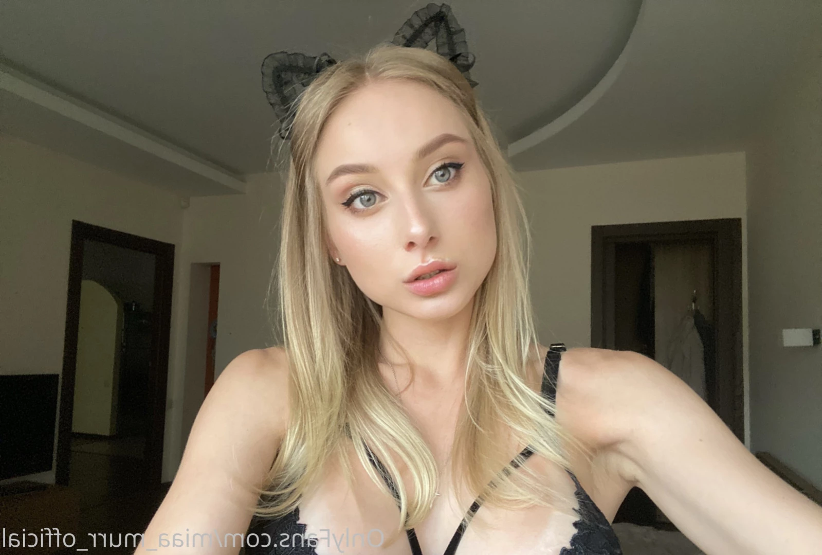 Mia 🦋 [ miaa_murr_official ] Onlyfans leaked photo 13876285 on Hotleaks.tv