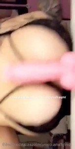 1651053