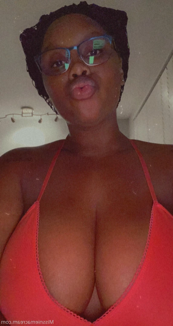 𝓐𝓷𝓪𝓵 𝓠𝓾𝓮𝓮𝓷 [ missniemacream ] Onlyfans leaked photo 10907402 on Hotleaks.tv