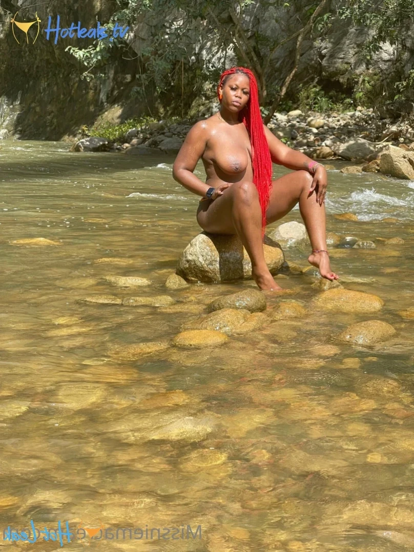 𝓐𝓷𝓪𝓵 𝓠𝓾𝓮𝓮𝓷 [ missniemacream ] Onlyfans leaked photo 11414996 on Hotleaks.tv