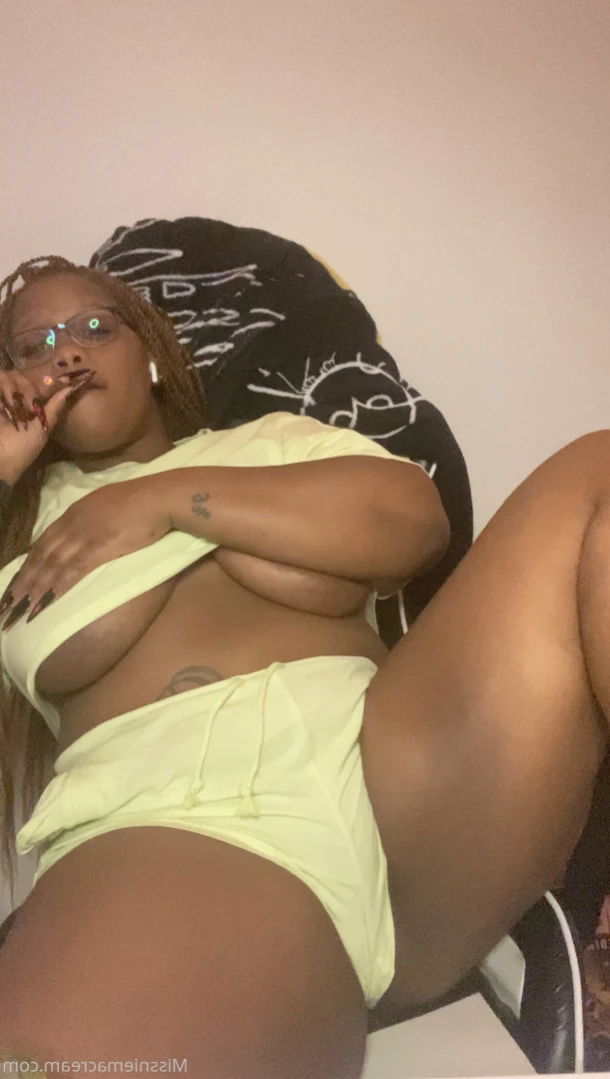 𝓐𝓷𝓪𝓵 𝓠𝓾𝓮𝓮𝓷 [ missniemacream ] Onlyfans leaked photo 11730644 on Hotleaks.tv