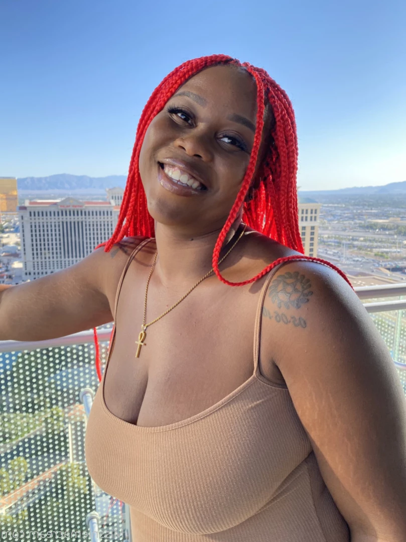 𝓐𝓷𝓪𝓵 𝓠𝓾𝓮𝓮𝓷 [ missniemacream ] Onlyfans leaked photo 12569736 on Hotleaks.tv