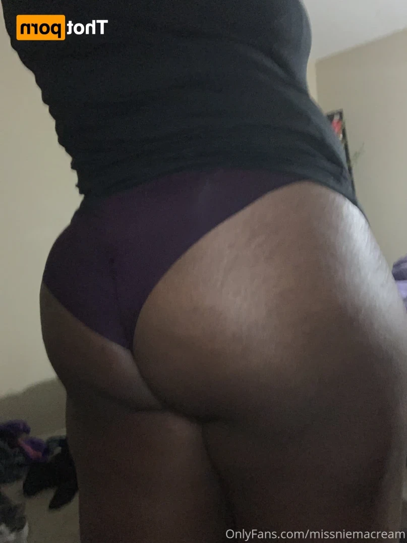 𝓐𝓷𝓪𝓵 𝓠𝓾𝓮𝓮𝓷 [ missniemacream ] Onlyfans leaked photo 12571470 on Hotleaks.tv