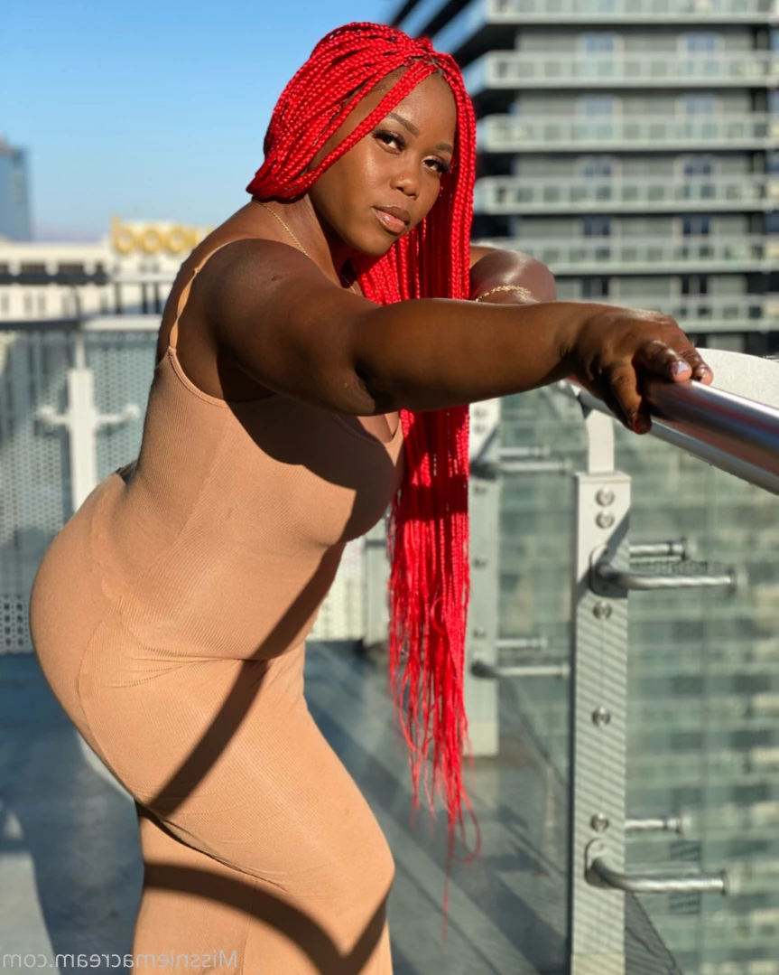 𝓐𝓷𝓪𝓵 𝓠𝓾𝓮𝓮𝓷 [ missniemacream ] Onlyfans leaked photo 12641226 on Hotleaks.tv