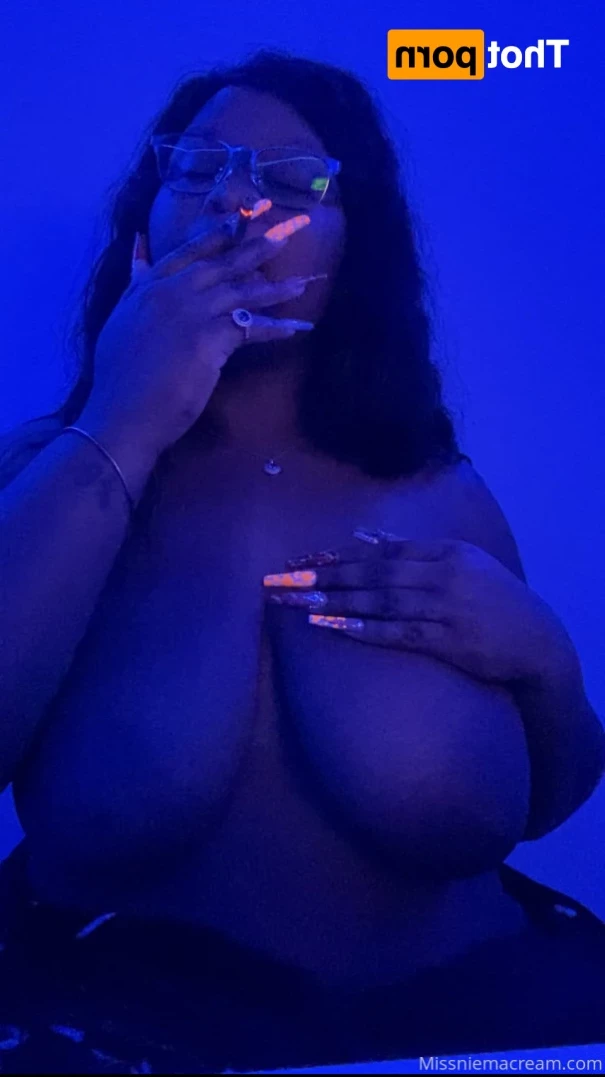 𝓐𝓷𝓪𝓵 𝓠𝓾𝓮𝓮𝓷 [ missniemacream ] Onlyfans leaked photo 12849924 on Hotleaks.tv
