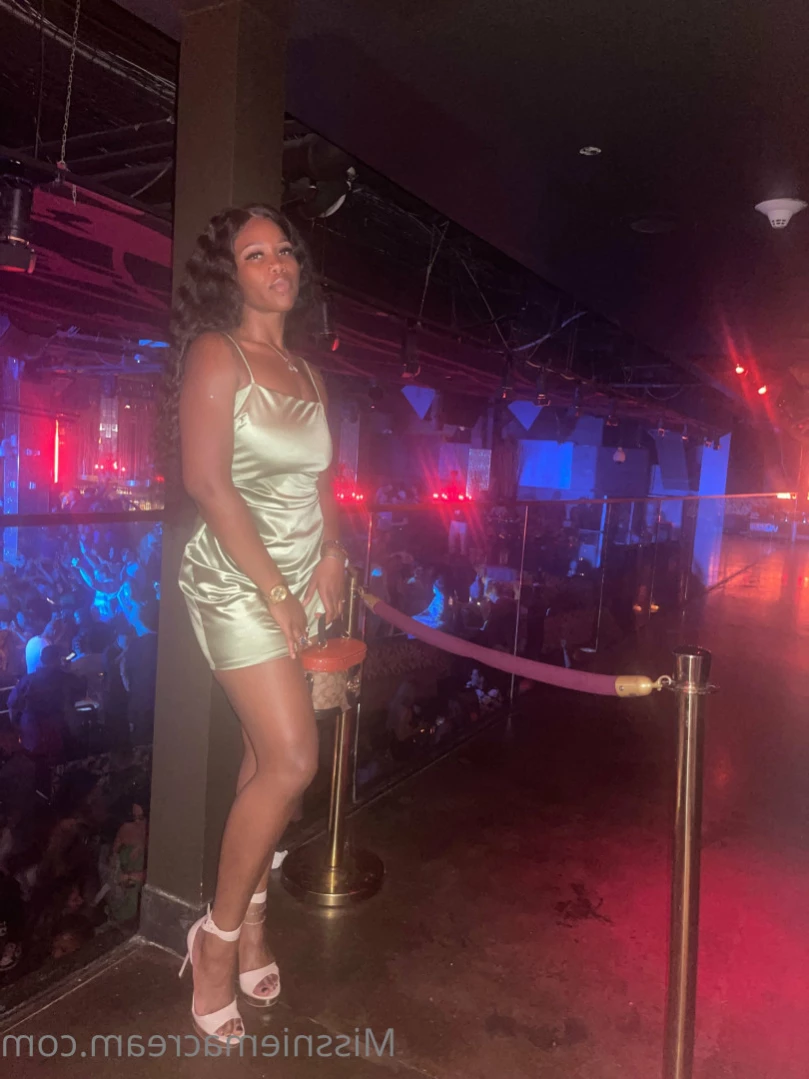 𝓐𝓷𝓪𝓵 𝓠𝓾𝓮𝓮𝓷 [ missniemacream ] Onlyfans leaked photo 12857887 on Hotleaks.tv
