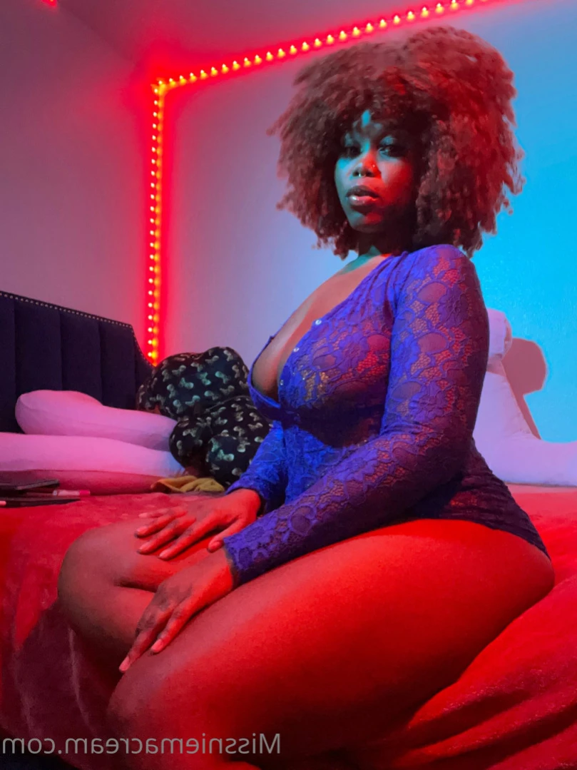 𝓐𝓷𝓪𝓵 𝓠𝓾𝓮𝓮𝓷 [ missniemacream ] Onlyfans leaked photo 12863093 on Hotleaks.tv