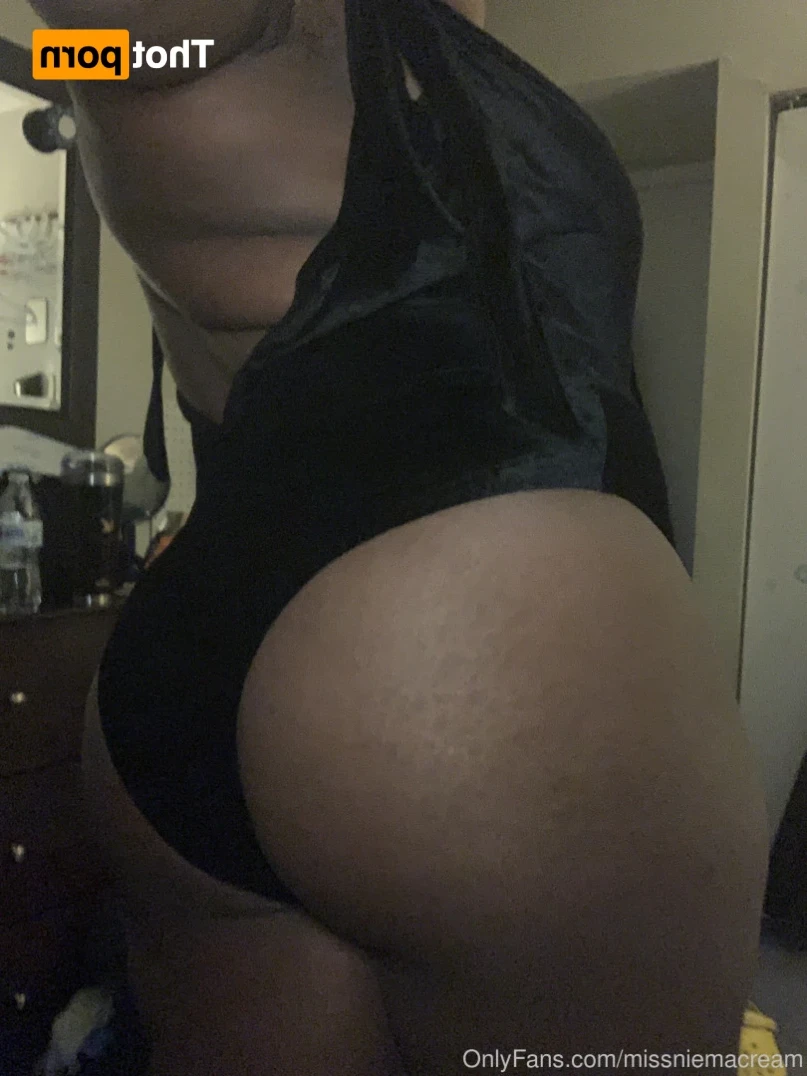 𝓐𝓷𝓪𝓵 𝓠𝓾𝓮𝓮𝓷 [ missniemacream ] Onlyfans leaked photo 14104096 on Hotleaks.tv