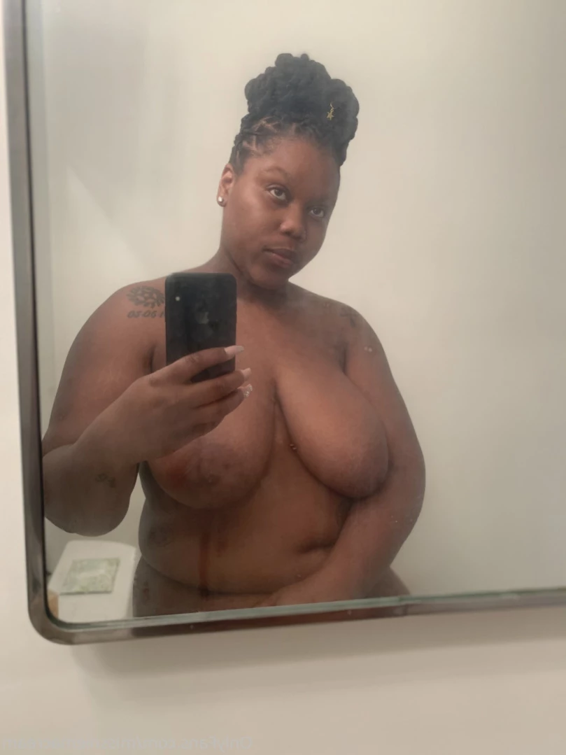 𝓐𝓷𝓪𝓵 𝓠𝓾𝓮𝓮𝓷 [ missniemacream ] Onlyfans leaked photo 15516082 on Hotleaks.tv