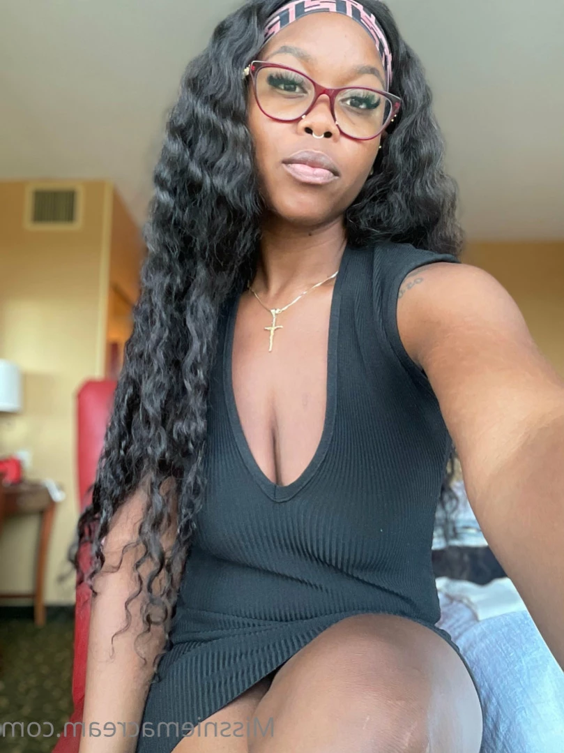 𝓐𝓷𝓪𝓵 𝓠𝓾𝓮𝓮𝓷 [ missniemacream ] Onlyfans leaked photo 15979937 on Hotleaks.tv