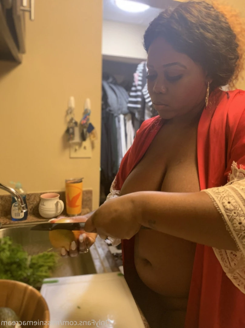 𝓐𝓷𝓪𝓵 𝓠𝓾𝓮𝓮𝓷 [ missniemacream ] Onlyfans leaked photo 16284498 on Hotleaks.tv