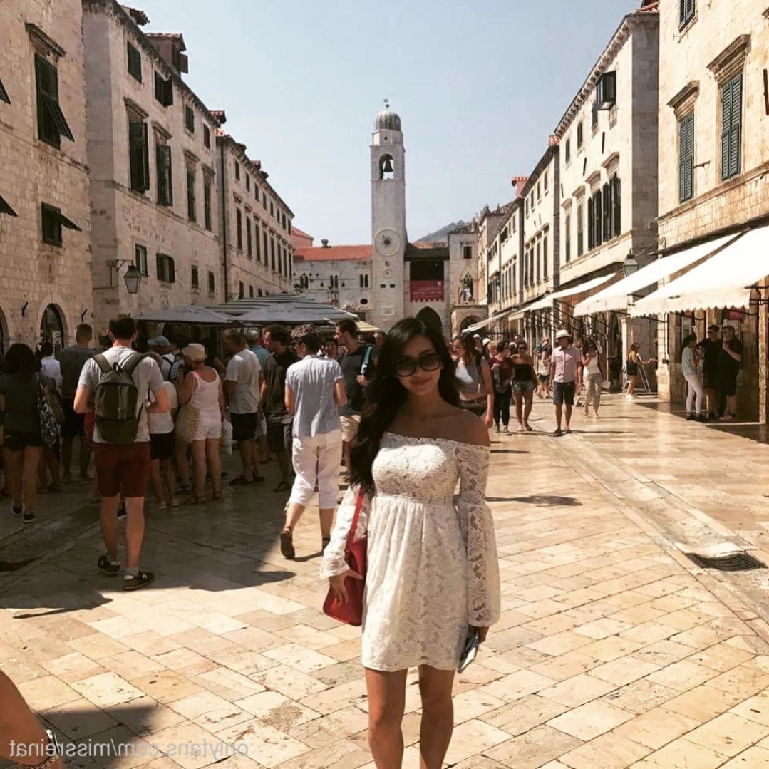 Reina [ missreinat ] Onlyfans leaked photo 14384447 on Hotleaks.tv