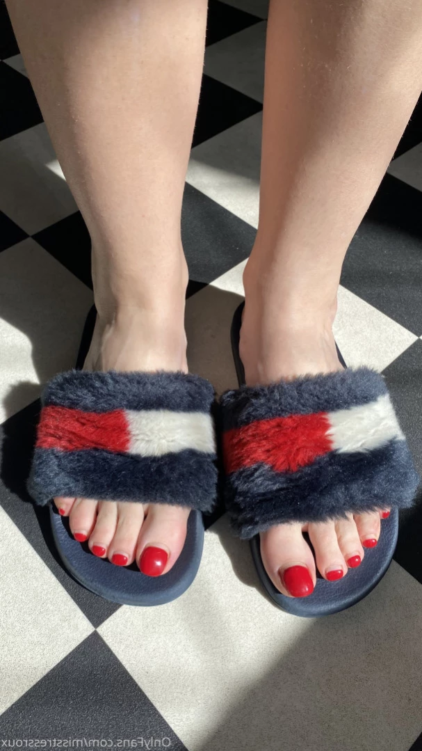 GingerAlesFeet [ misstressroux ] Onlyfans leaked photo 12938924 on Hotleaks.tv