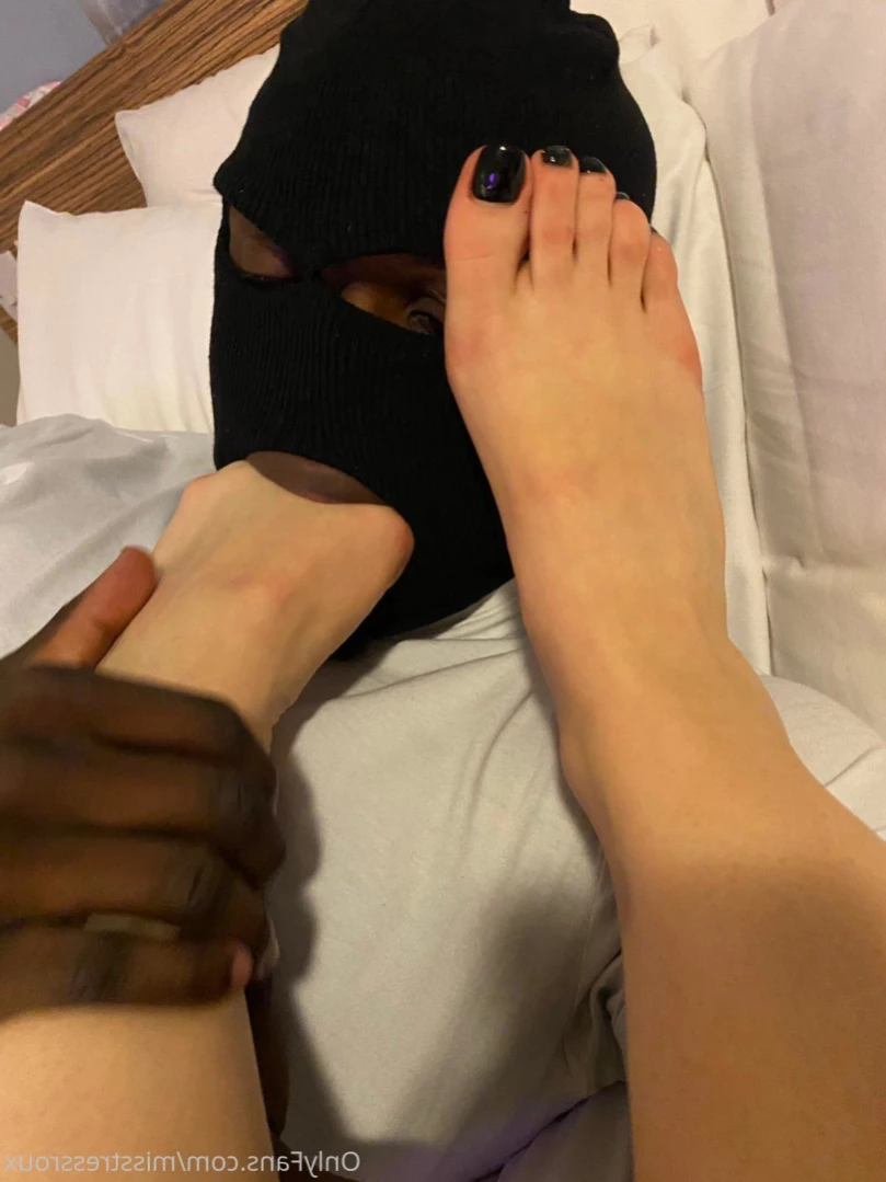 GingerAlesFeet [ misstressroux ] Onlyfans leaked photo 14515888 on Hotleaks.tv