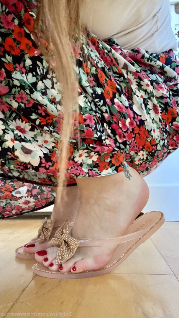 GingerAlesFeet [ misstressroux ] Onlyfans leaked photo 14602464 on Hotleaks.tv
