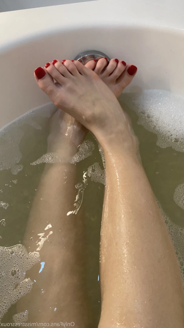 GingerAlesFeet [ misstressroux ] Onlyfans leaked photo 14851115 on Hotleaks.tv