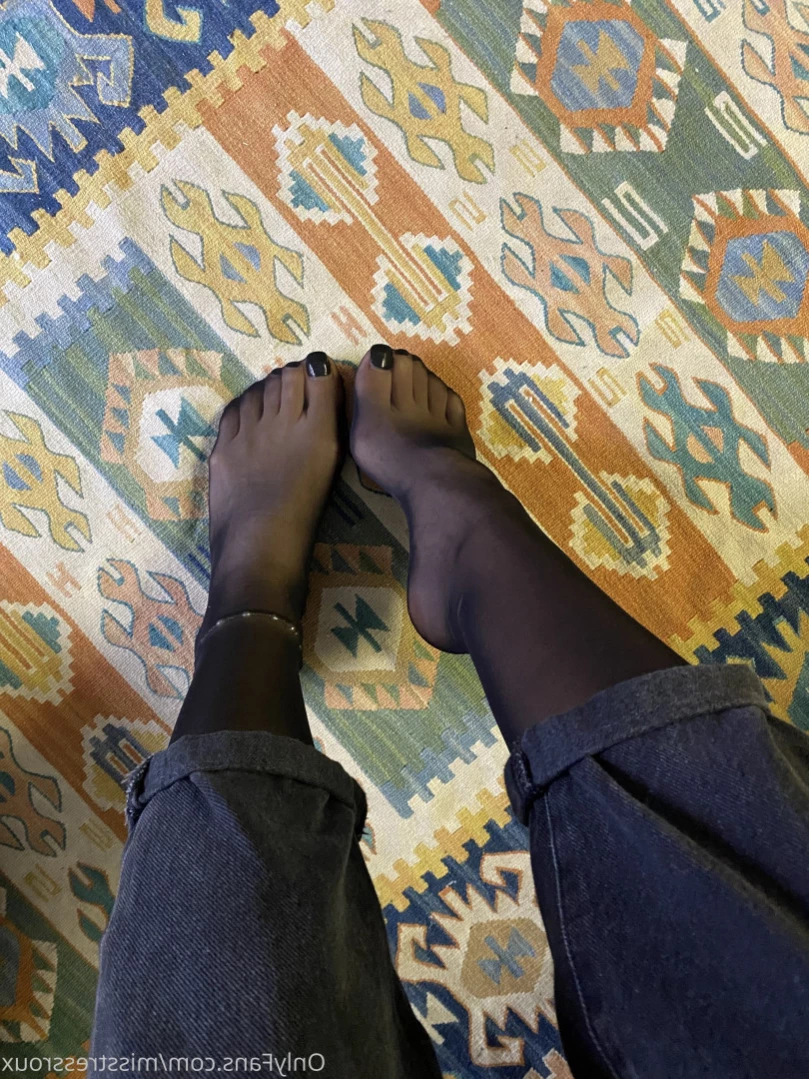 GingerAlesFeet [ misstressroux ] Onlyfans leaked photo 14997848 on Hotleaks.tv