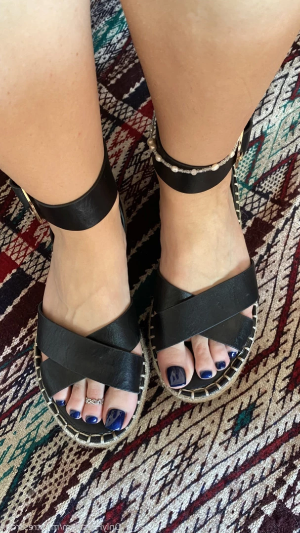 GingerAlesFeet [ misstressroux ] Onlyfans leaked photo 15837368 on Hotleaks.tv