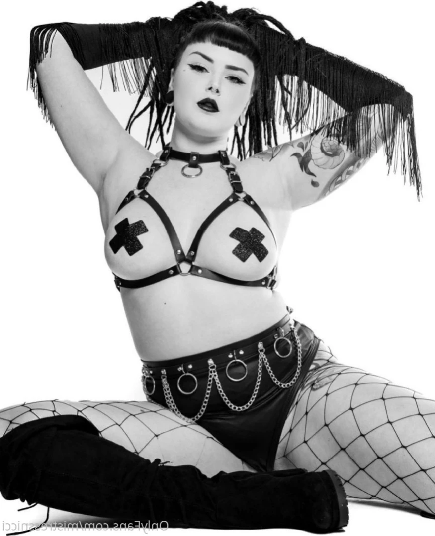 mistressnicci Onlyfans leaked photo 13818815 on Hotleaks.tv