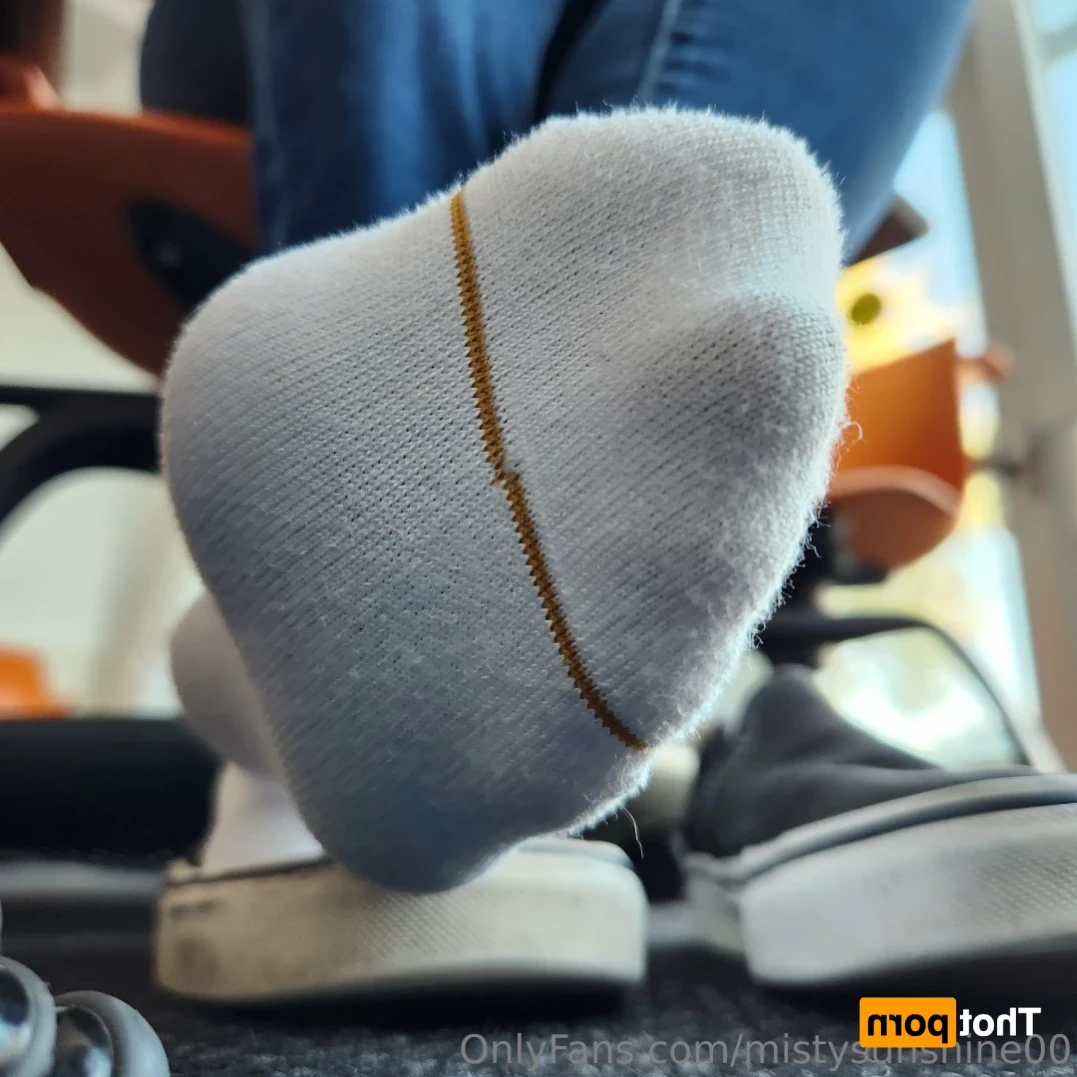Giantess Misty [ mistysunshine00 ] Onlyfans leaked photo 11910710 on Hotleaks.tv