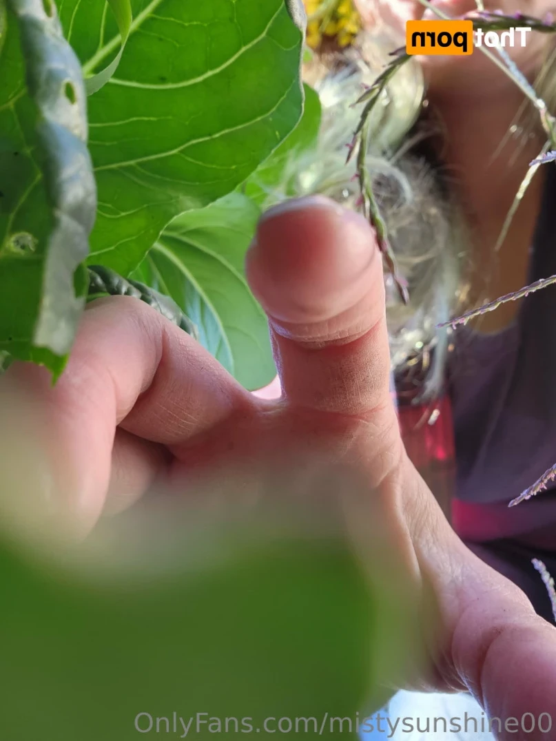 Giantess Misty [ mistysunshine00 ] Onlyfans leaked photo 13423804 on Hotleaks.tv