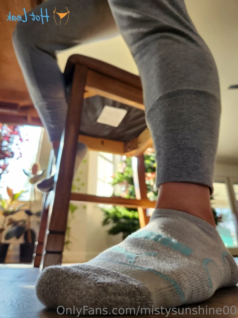 Giantess Misty [ mistysunshine00 ] Onlyfans leaked photo 15293174 on Hotleaks.tv