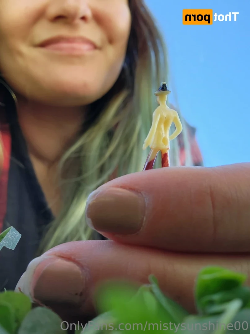 Giantess Misty [ mistysunshine00 ] Onlyfans leaked photo 16257979 on Hotleaks.tv