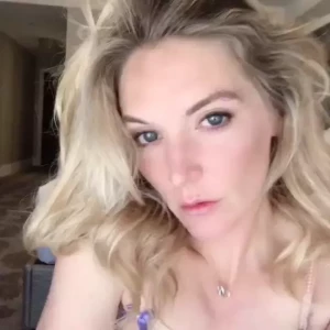 Mona Wales [ monawalesxxx ] Onlyfans leaked video 18128903 on Hotleaks.tv