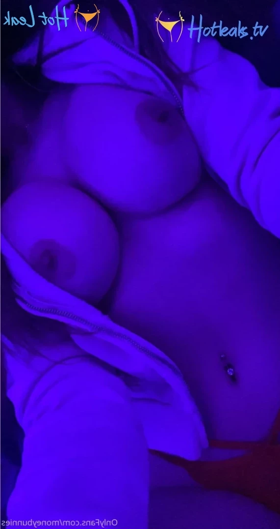 <3 [ moneybunnies ] Onlyfans leaked photo 12867896 on Hotleaks.tv