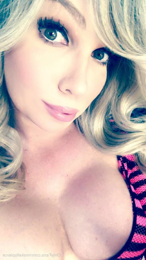 Kelly Pierce [ mrskellypierce ] Onlyfans leaked photo 11882552 on Hotleaks.tv