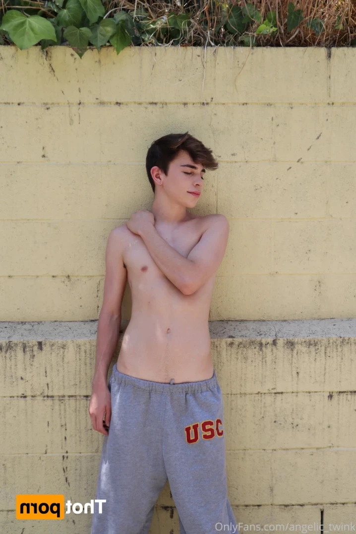 Mxch &lt;3 [ mxchcuevas ] Onlyfans leaked photo 15588971 on Hotleaks.tv