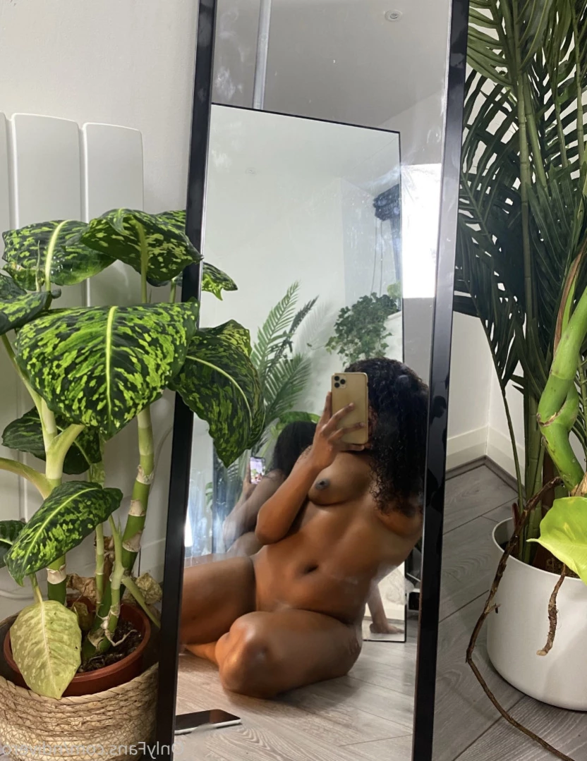 vero [ ndivero ] Onlyfans leaked photo 15486875 on Hotleaks.tv