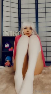 15748573