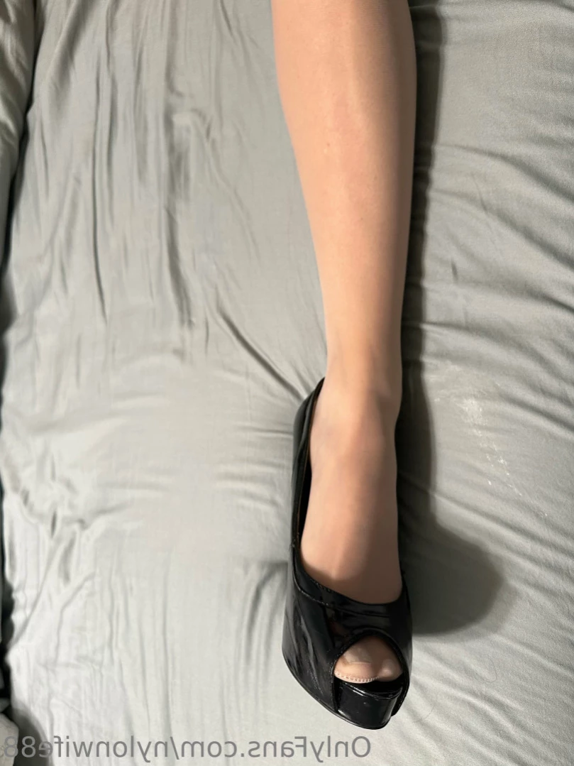 nylonwife88 Onlyfans leaked photo 12353397 on Hotleaks.tv