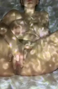 Olive Wild 🌿 Boobs + Bush [ olivewildx ] Onlyfans leaked video 18122757 on Hotleaks.tv