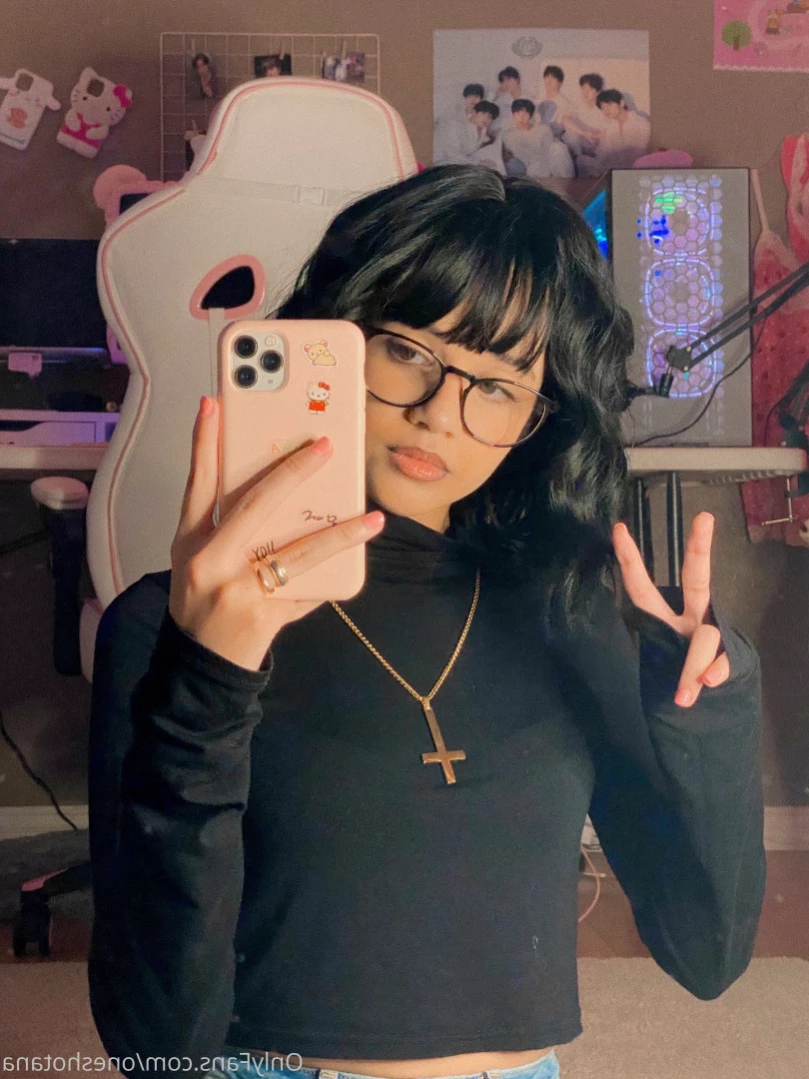 𝕬𝖓𝖆 [ oneshotana ] Onlyfans leaked photo 11380146 on Hotleaks.tv