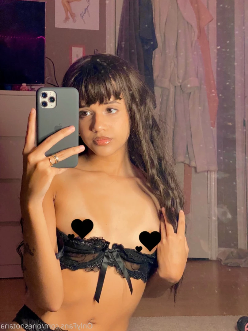 𝕬𝖓𝖆 [ oneshotana ] Onlyfans leaked photo 11860344 on Hotleaks.tv