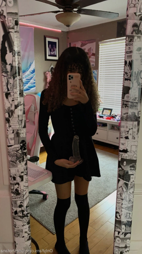 𝕬𝖓𝖆 [ oneshotana ] Onlyfans leaked photo 11890973 on Hotleaks.tv