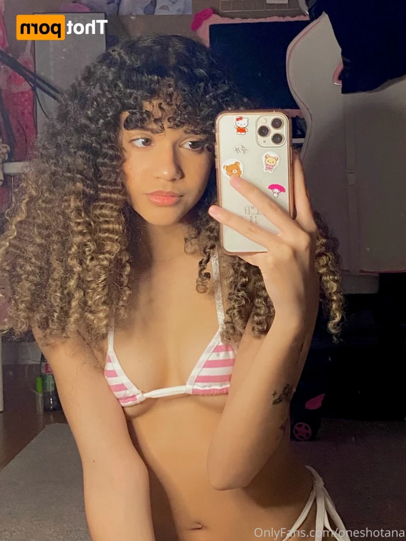 𝕬𝖓𝖆 [ oneshotana ] Onlyfans leaked photo 11892885 on Hotleaks.tv