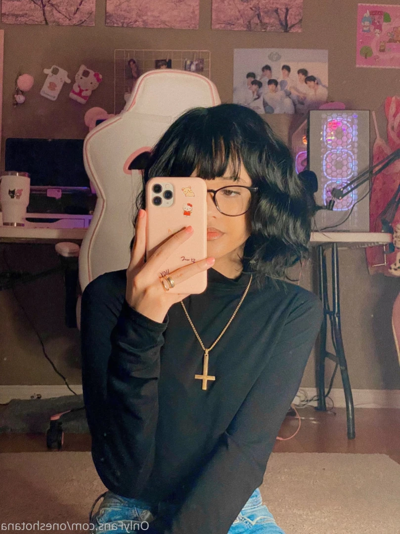 𝕬𝖓𝖆 [ oneshotana ] Onlyfans leaked photo 12210364 on Hotleaks.tv