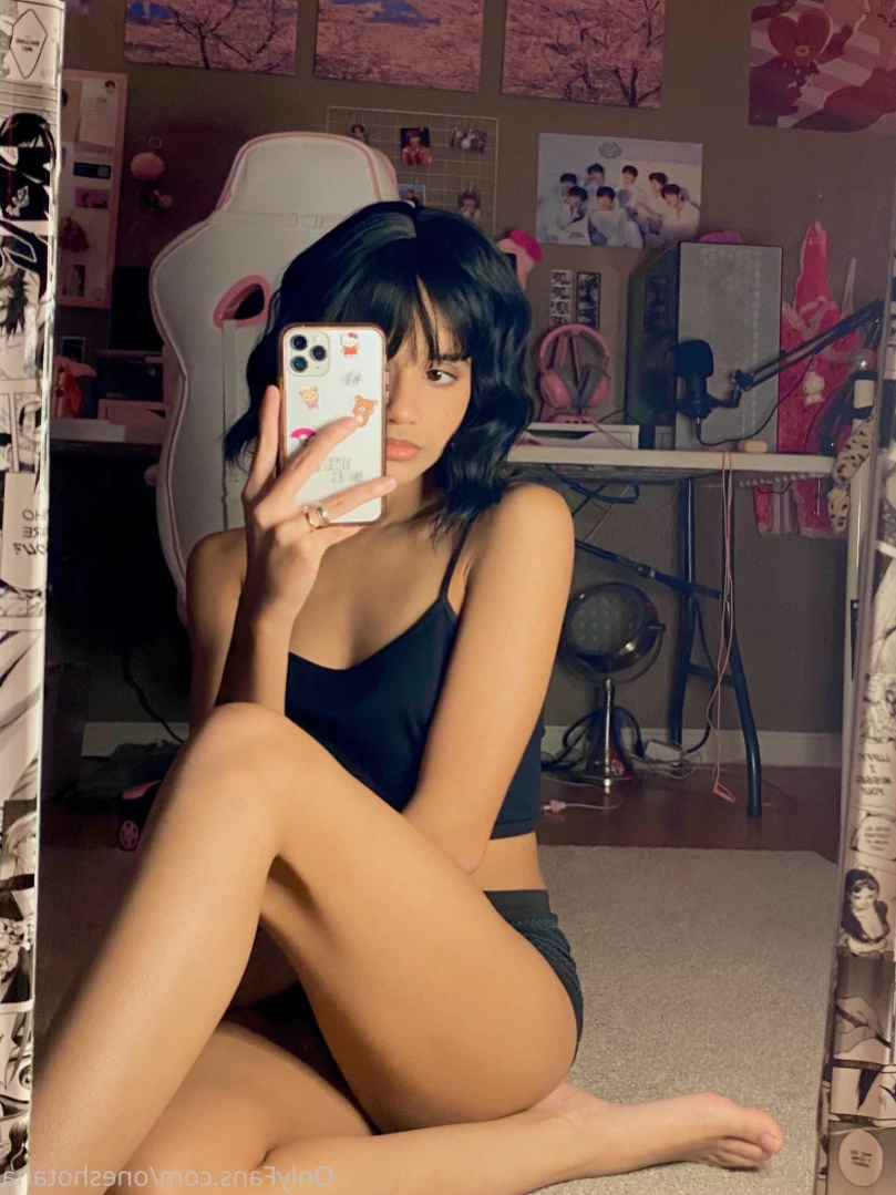 𝕬𝖓𝖆 [ oneshotana ] Onlyfans leaked photo 13808979 on Hotleaks.tv